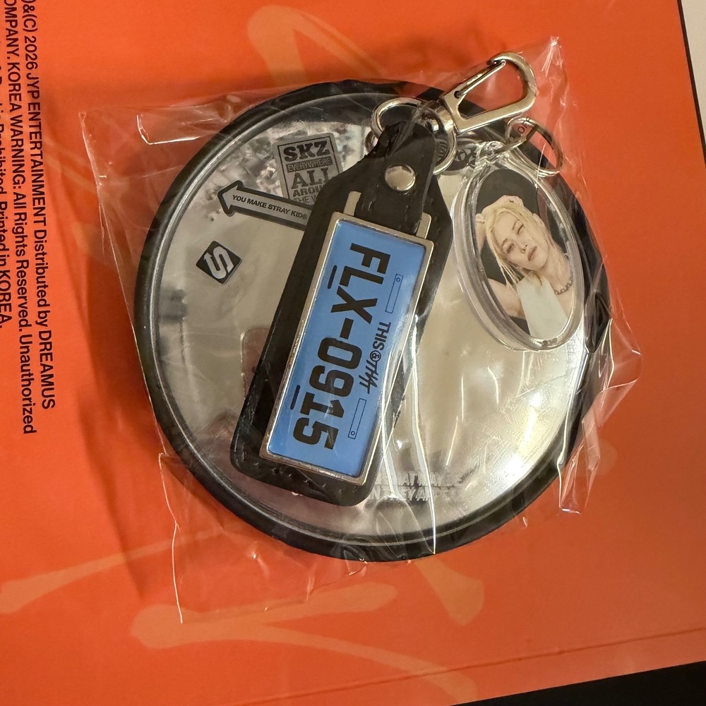 STRAY KIDS Felix This & That Truck Version Mirror & Keychain Set